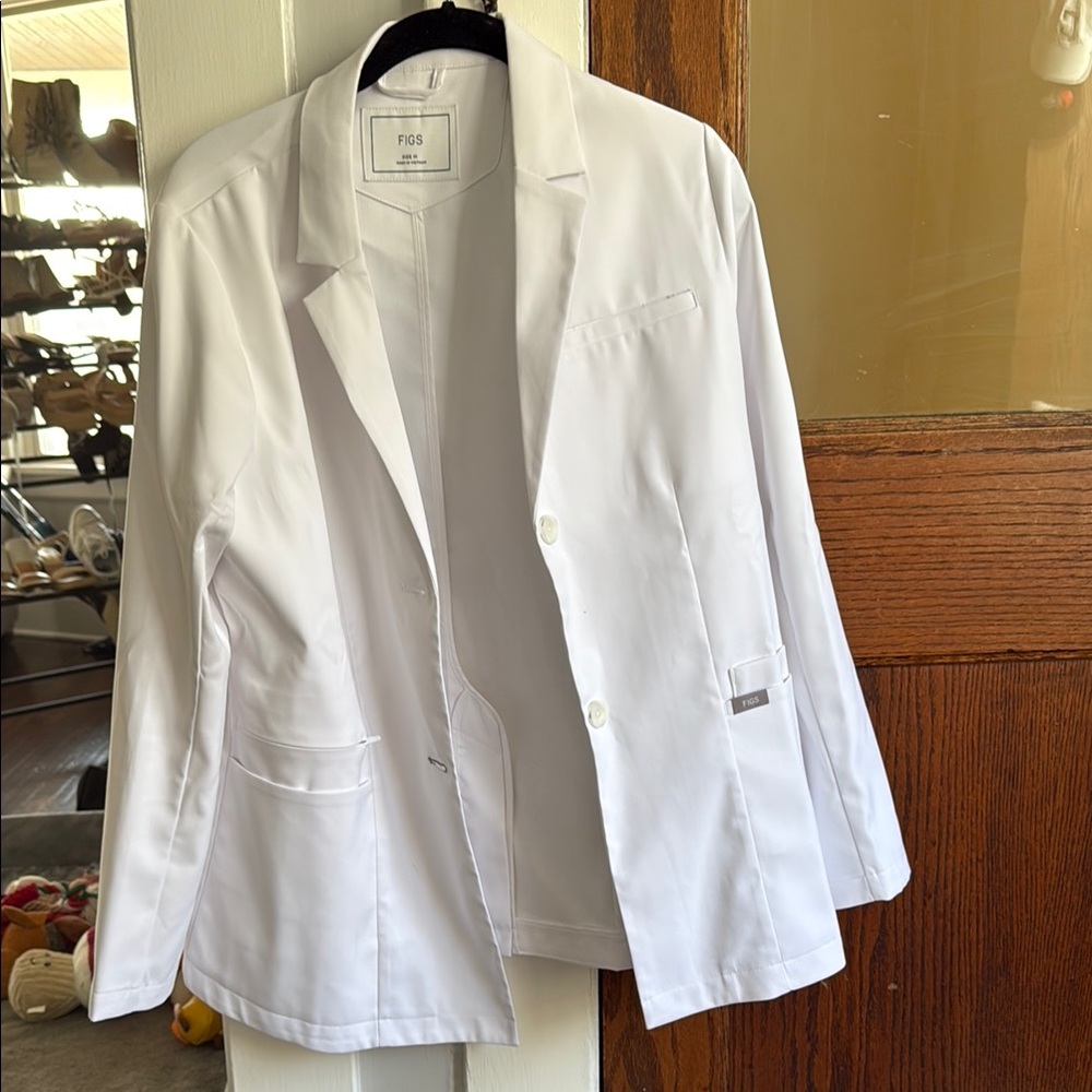 Figs Women's White Jacket